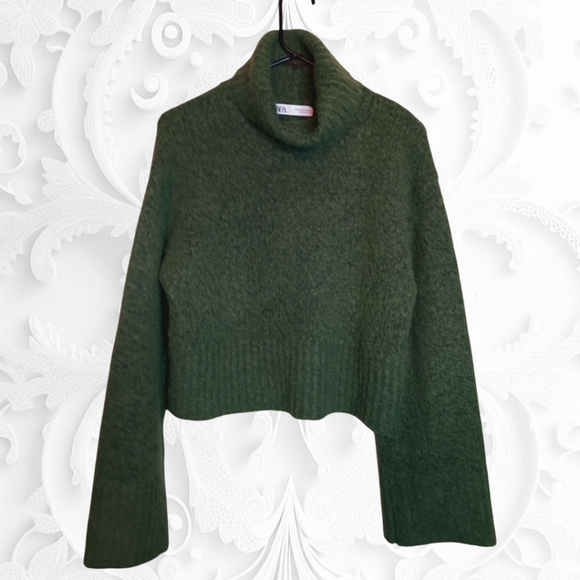 Zara Green Alpaca-Wool Blend Cropped Turtleneck Sweater - Picture 1 of 3